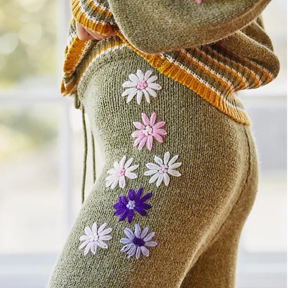 Raga | Floral Embroidered Knit Joggers | NWT - Picture 5 of 5